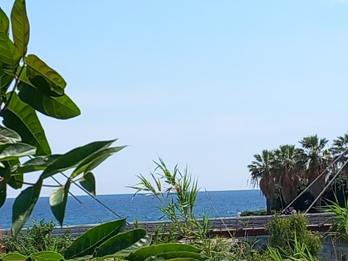 Ferienwohnung Sweet Sea View Savona Exterior foto