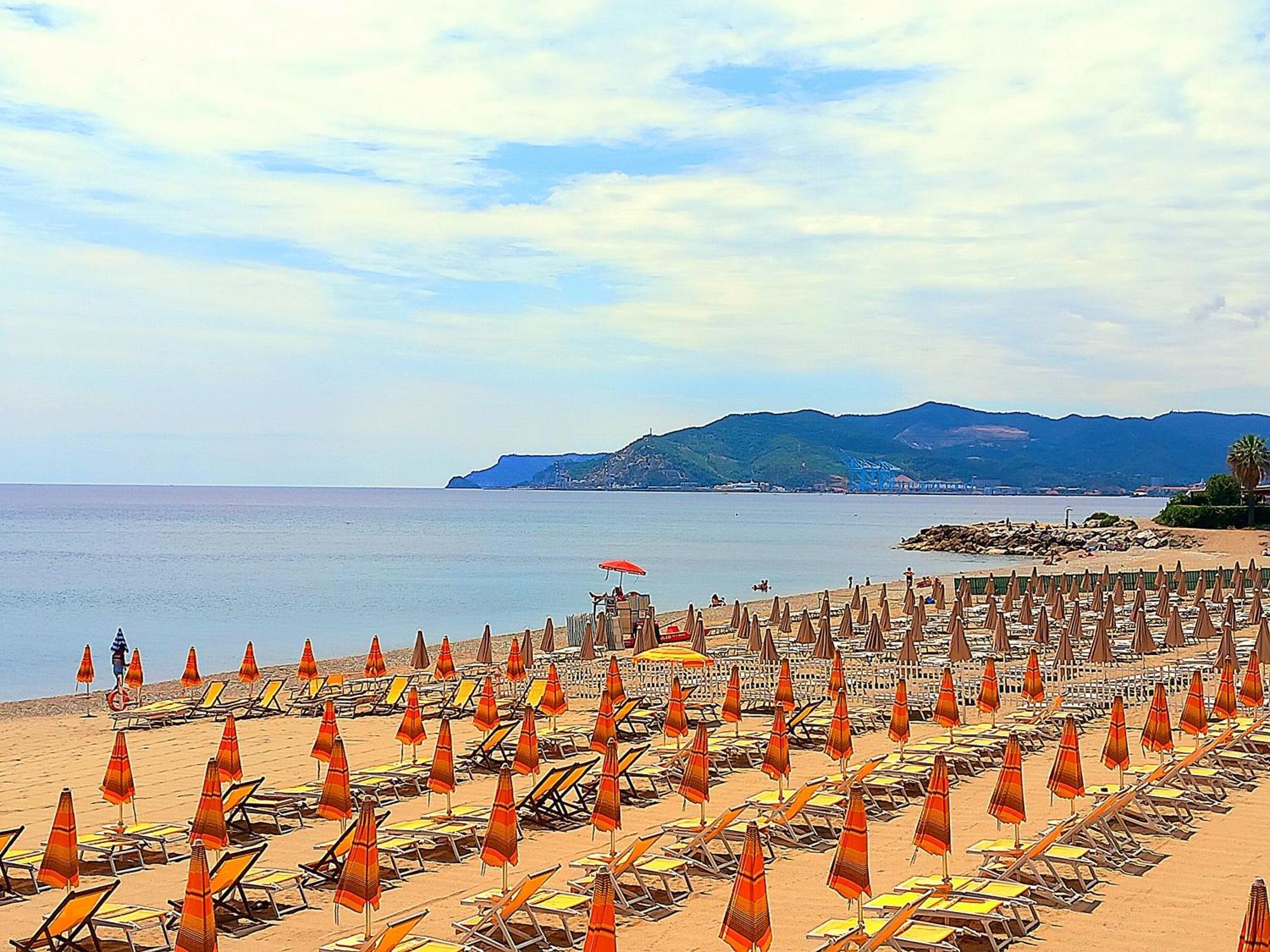 Ferienwohnung Sweet Sea View Savona Exterior foto